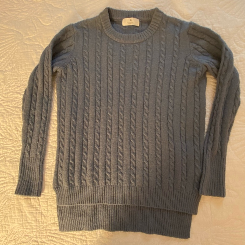 Twenty5A  slate colored XS sweater